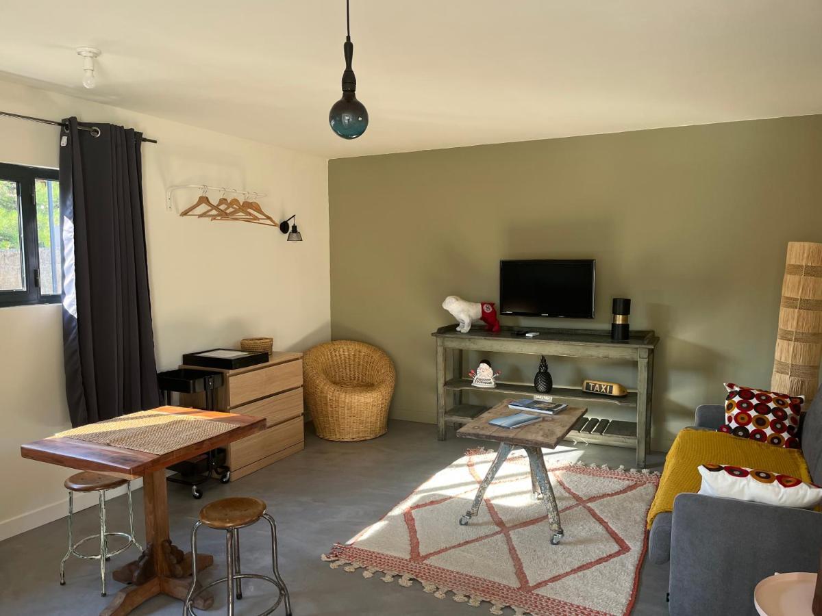 方特维雷Studio Dans Les Alpilles公寓 外观 照片
